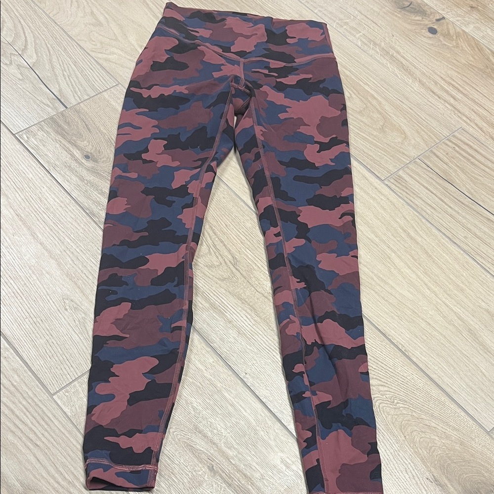 Lululemon Wunder Train High-Rise Crop 23"